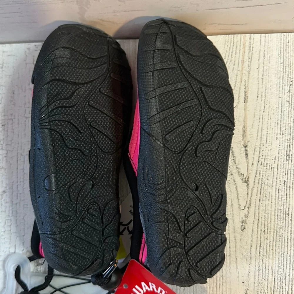 Lifeguard Toddler Water Shoes Pink/Black Size 7-8 NEW